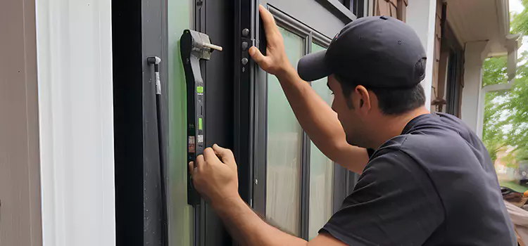 Fix Latch on Sliding Door Belton