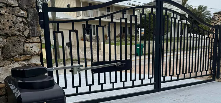 Swing Gate Opener with Keypad Belton